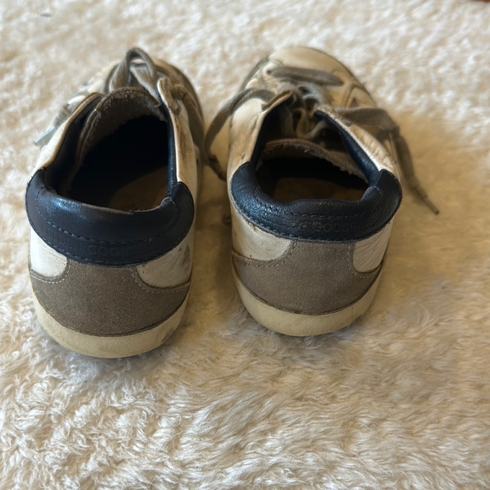 Golden Goose Kids White and Gray Sneakers - Picture 3 of 3